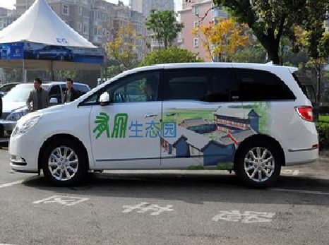 都江堰户外车贴喷绘如何保持效果?